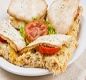 Beirutes Juque� - Ingredientes: Frango desfiado, catupiry, alface, tomate e maionese.