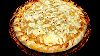 Pizzas Salgadas Frango com Catupiry - Ingredientes: Frango desfiado e catupiry.