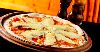 Pizzas Salgadas Gratinada - Ingredientes: Dois tipos de queijo � escolher.Pedido mais tradicional � mussarela com parmes�o gratinado. Caso mude seu pedido mencionar em observa��es os dois outros tipos de queijo da sua prefer�ncia.