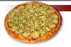 Pizzas Abobrinha - 01 - Ingredientes: Molho na base, queijo mussarela, abobrinha fatiada, alecrim e queijo parmes�o.